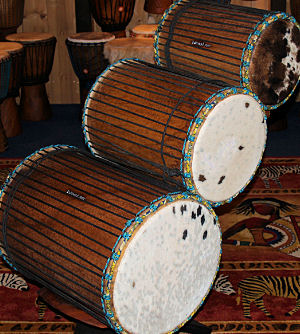 Djembé Art Trommeln, Dunun Basstrommeln
