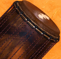 Bougarabou Trommel aus Mali Trommelfell