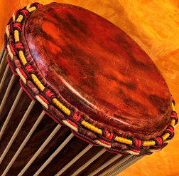 Bougarabou Trommel Fell