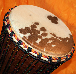 Bougarabou Trommel aus Mali Trommelfell